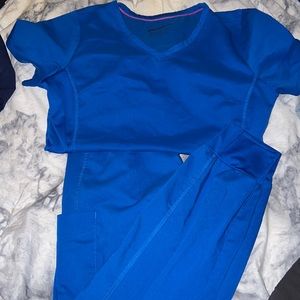 Healing Hands Yoga Scrub Set